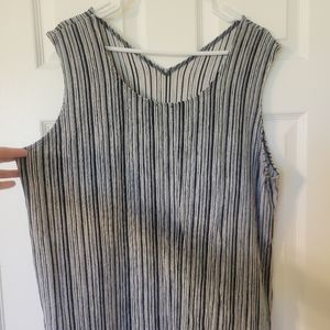 Chico's Traveler's Material Sleeveless Shell